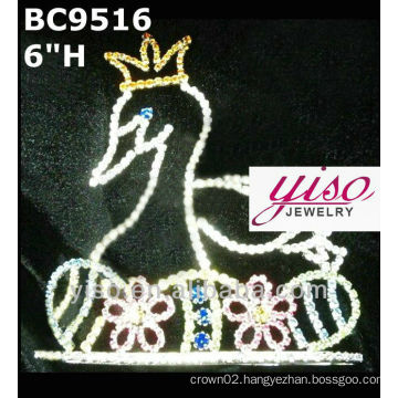 crystal crown and tiara